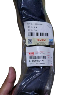 जापानी ट्रक पार्ट्स इंजन रेडिएटर वाटर नली 8-98050924-1 ISUZU इंजन FVR 6HK1 ISUZU पार्ट्स के लिए